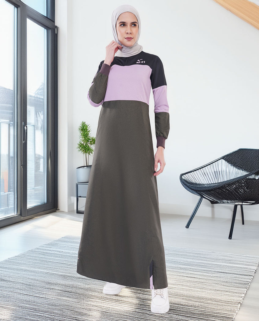 جلباب زيتي ووردي بتفاصيل Color Block عصرية ولمسات أنثوية راقية